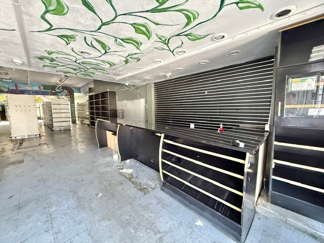 5527 Geary Blvd, San Francisco, CA à louer - Photo du bâtiment - Image 2 de 15