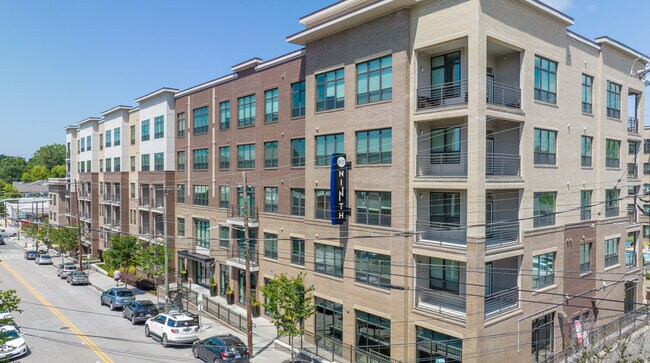 Plus de détails pour 810 9th St, Durham, NC - Commerce de détail à louer