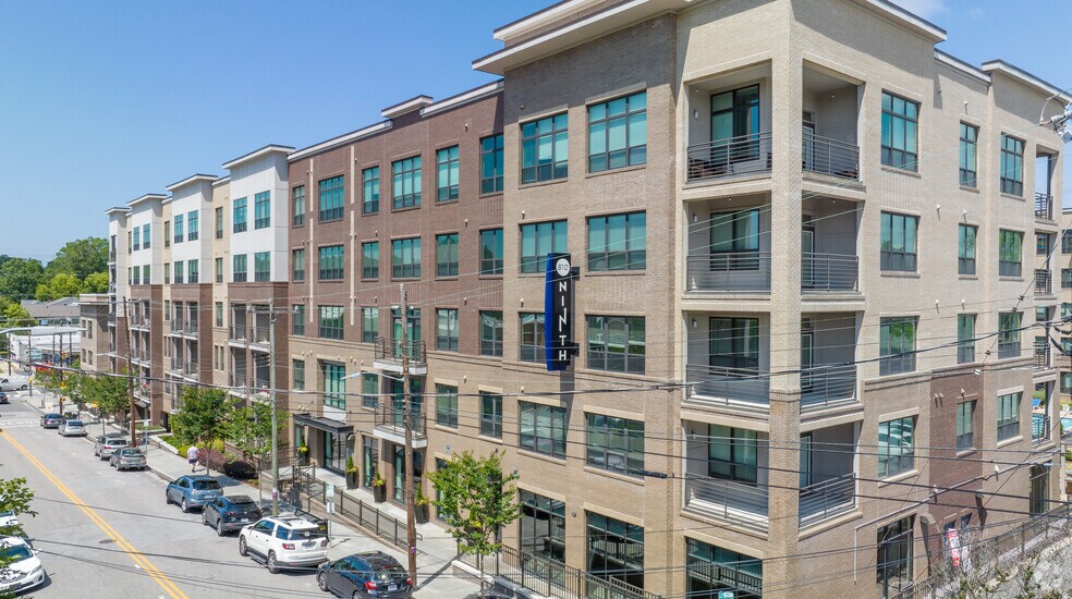 810 9th St, Durham, NC à louer - Photo principale - Image 1 de 99