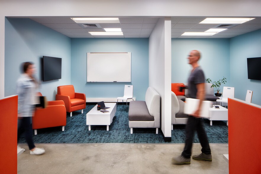 267-271 Kappa Dr, Pittsburgh, PA à louer - Photo intérieure - Image 2 de 14