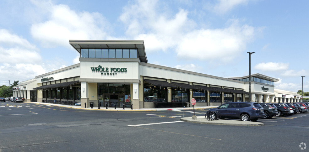 1933 State Route 35, Wall Township, NJ for sale - Primary Photo - Image 1 of 1