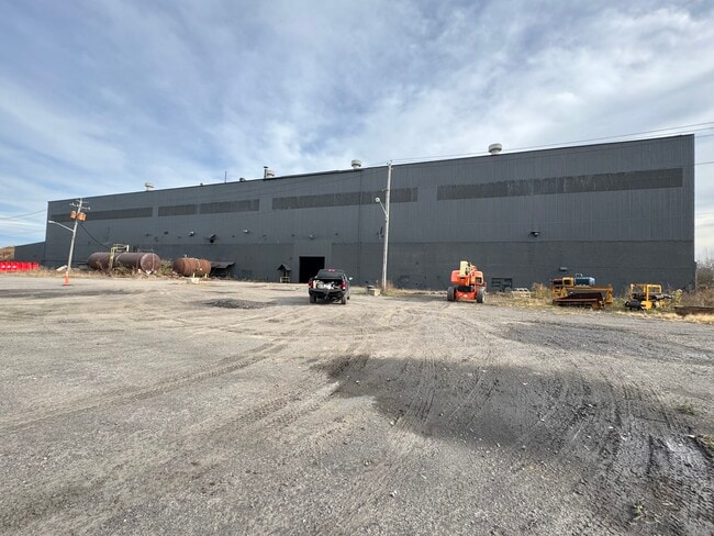 Plus de détails pour 3505 Hyde Park Blvd, Niagara Falls, NY - Industriel à louer
