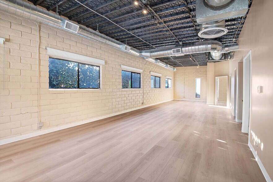 10310-10312 Culver Blvd, Culver City, CA à louer - Photo du bâtiment - Image 2 de 24