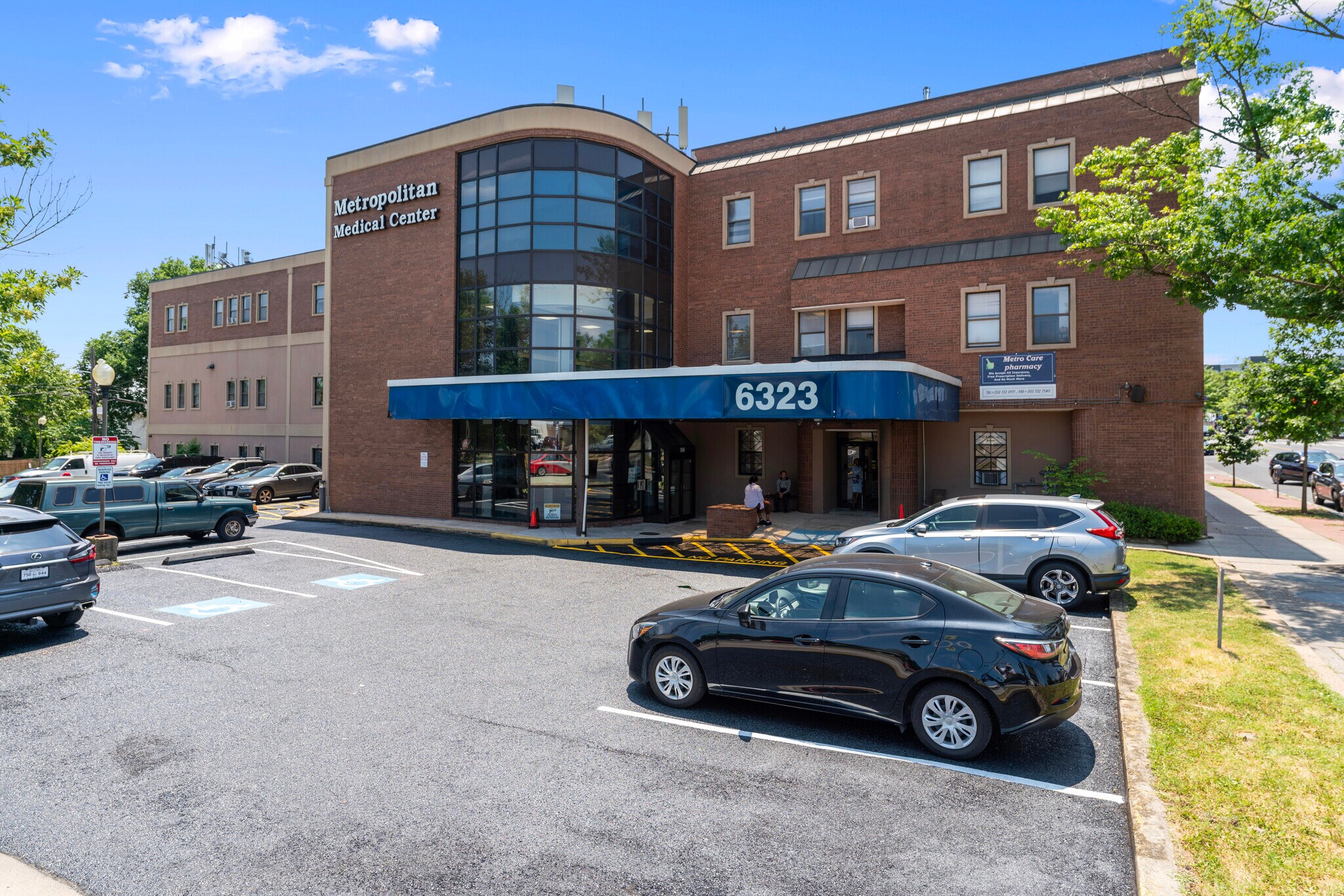 6323 Georgia Ave NW, Washington, DC à louer Photo du bâtiment- Image 1 de 4