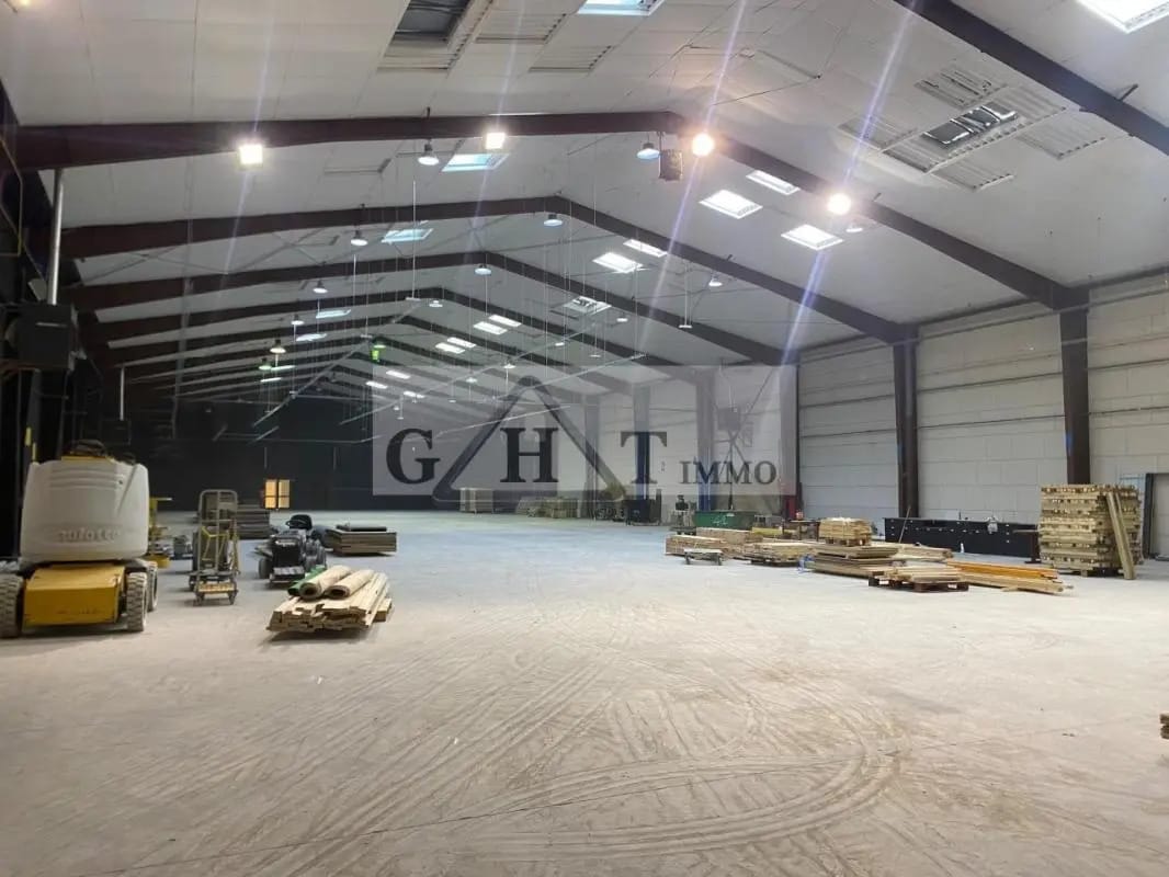 Industrial in Évry-Courcouronnes for lease Interior Photo- Image 1 of 6