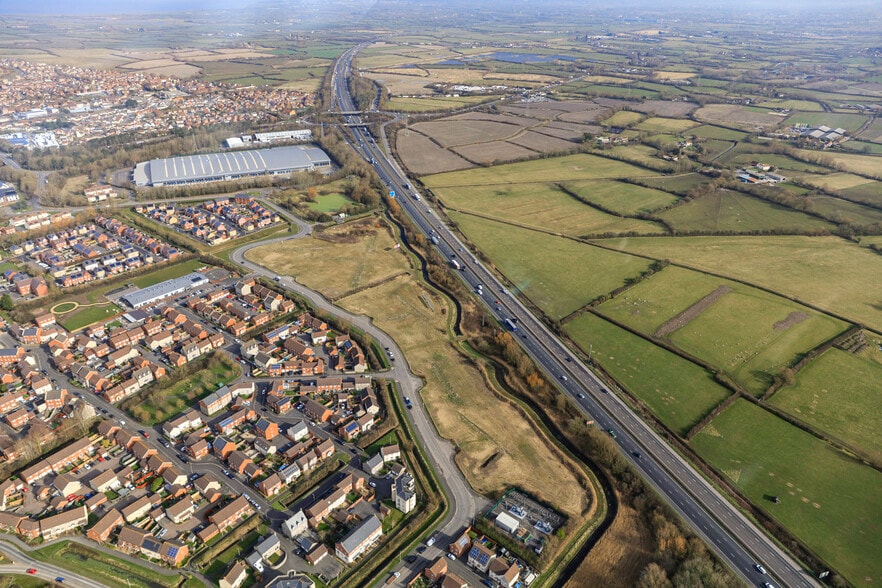 Scott Elm Dr, Weston Super Mare for lease - Building Photo - Image 3 of 5