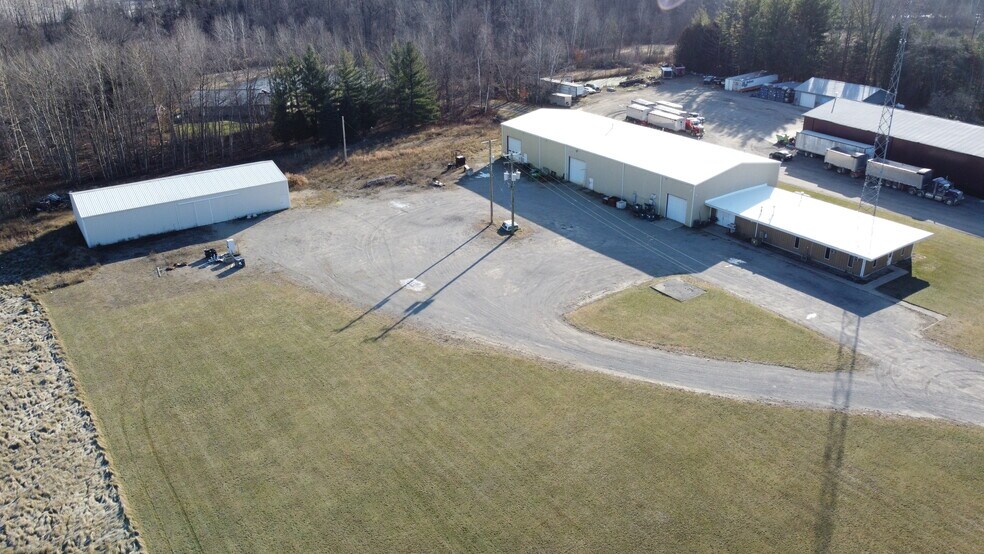 8260 Van Dyke Rd, Cass City, MI à louer - Photo du bâtiment - Image 3 de 13