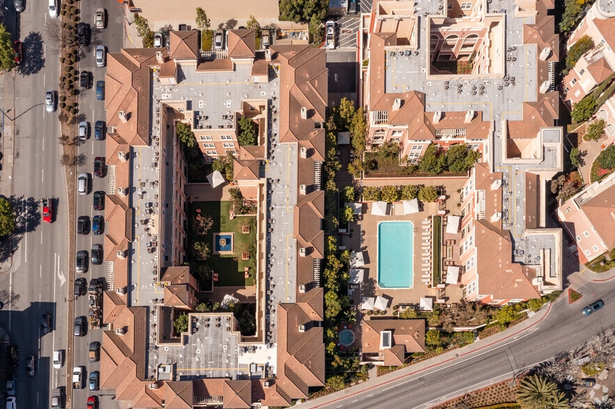 1551 El Camino Real, Redwood City, CA for lease - Aerial - Image 2 of 5