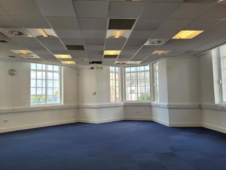 39-43 Bank St, Alloa à louer - Photo intérieure - Image 3 de 5