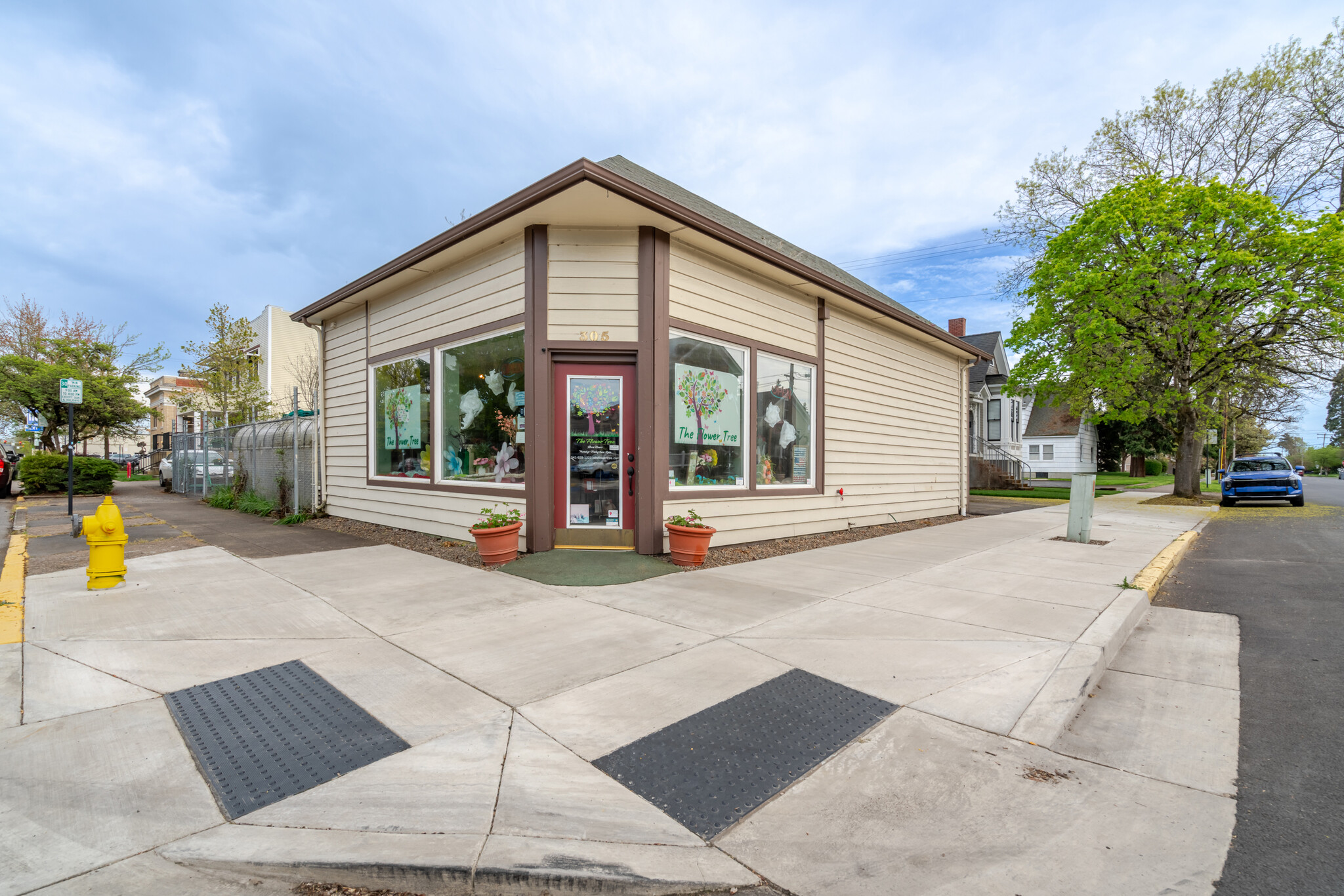 305 Washington St SW, Albany, OR for sale Primary Photo- Image 1 of 13