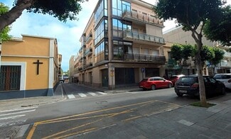 Plus de détails pour Multi-résidentiel à vendre