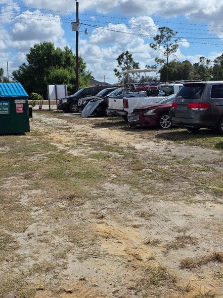 336 Gunnery Rd, Lehigh Acres, FL à vendre - Photo du bâtiment - Image 3 de 7