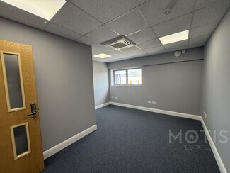 Plus de détails pour Pent Rd, Folkestone - Industriel à louer