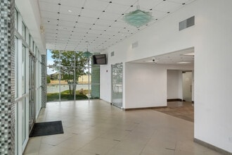18350 George Blvd, Victorville, CA à louer Photo intérieure- Image 1 de 44