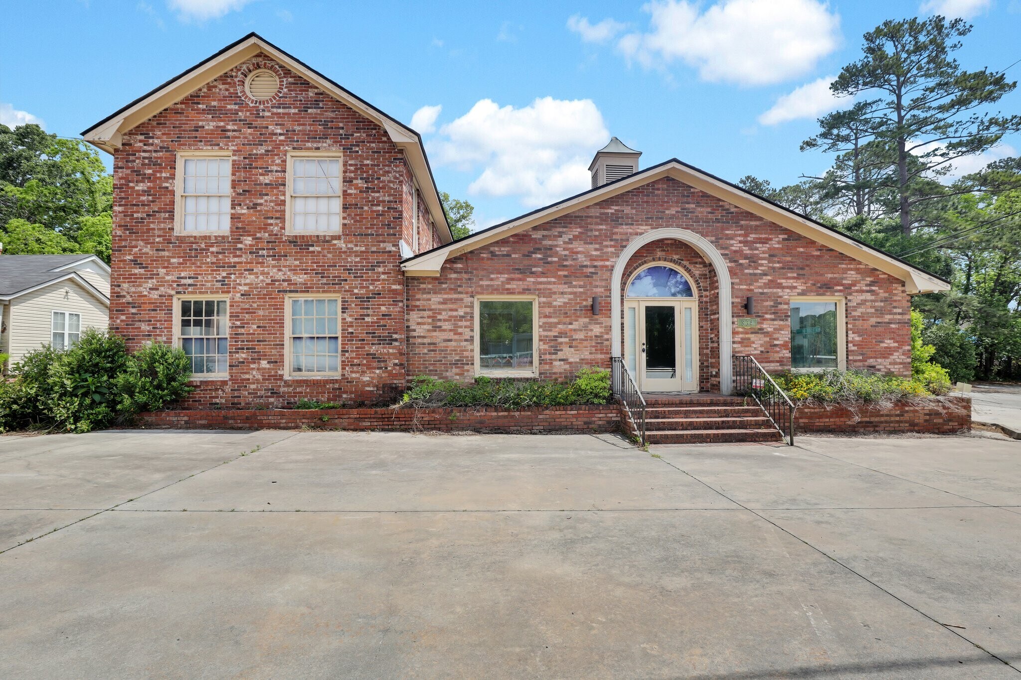 834 E Northside Dr, Statesboro, GA à vendre Photo du bâtiment- Image 1 de 1