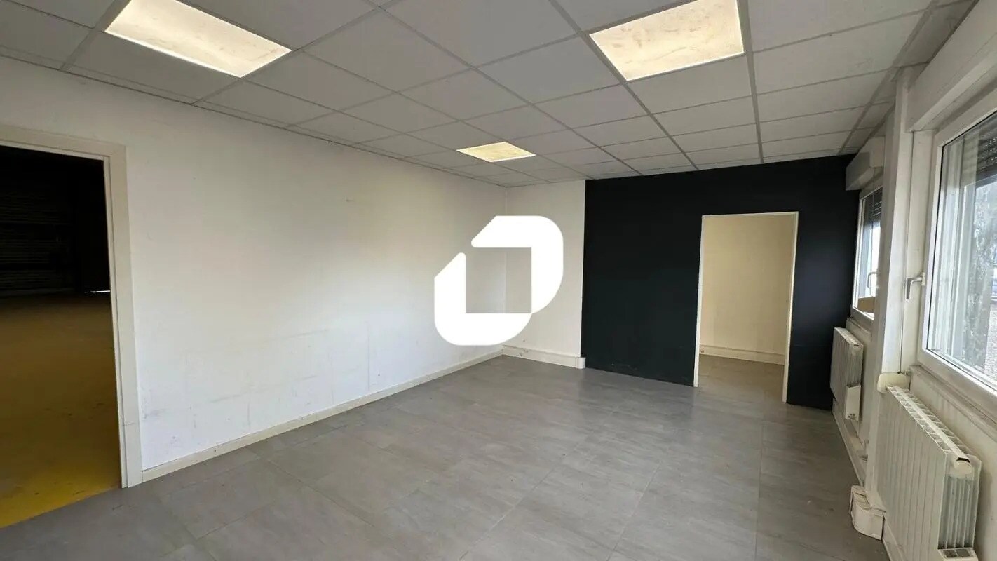 5 Rue De La Batterie, Geispolsheim for lease Interior Photo- Image 1 of 12