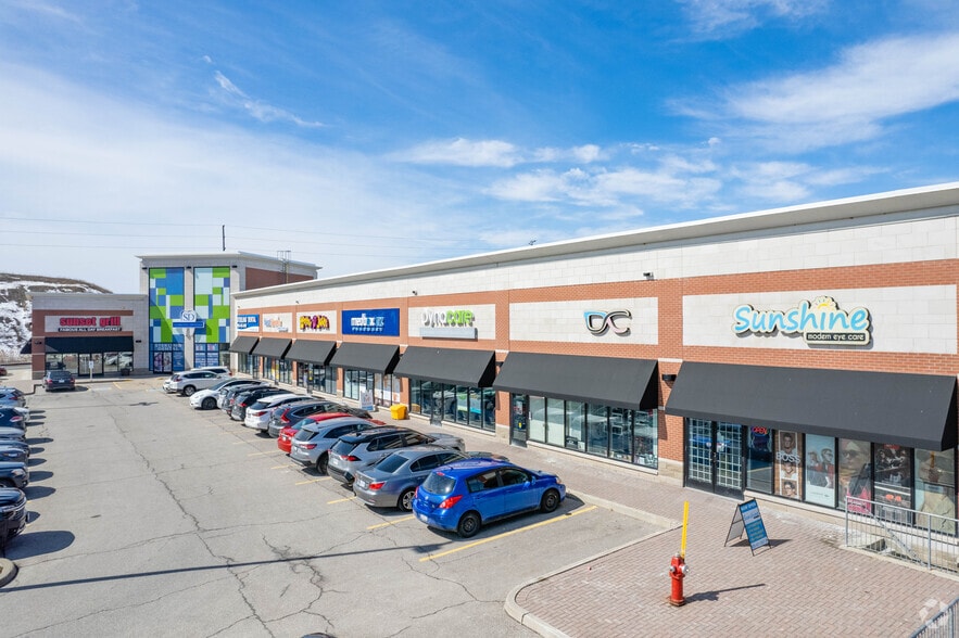 9435-9585 Mississauga Rd, Brampton, ON à louer - Photo du bâtiment - Image 2 de 5