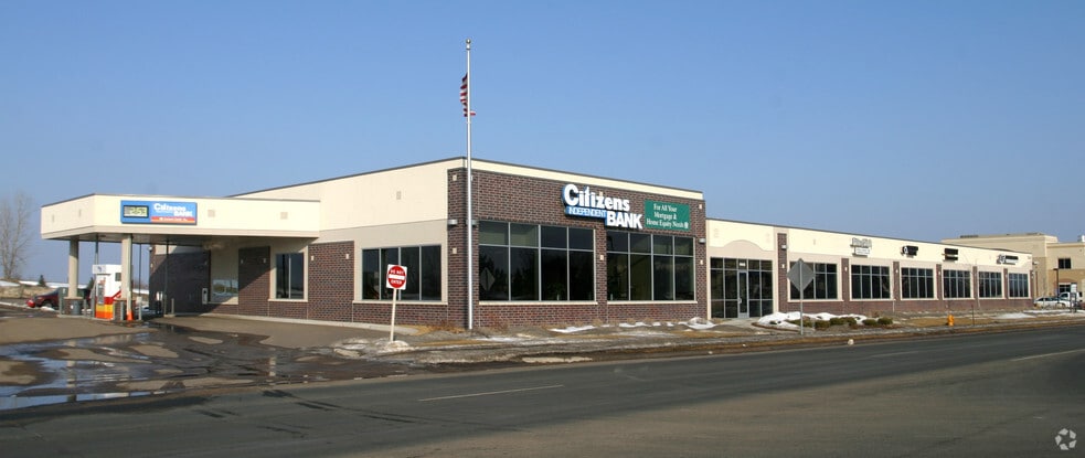 15650 N 36th Ave, Plymouth, MN for lease - Building Photo - Image 3 of 9