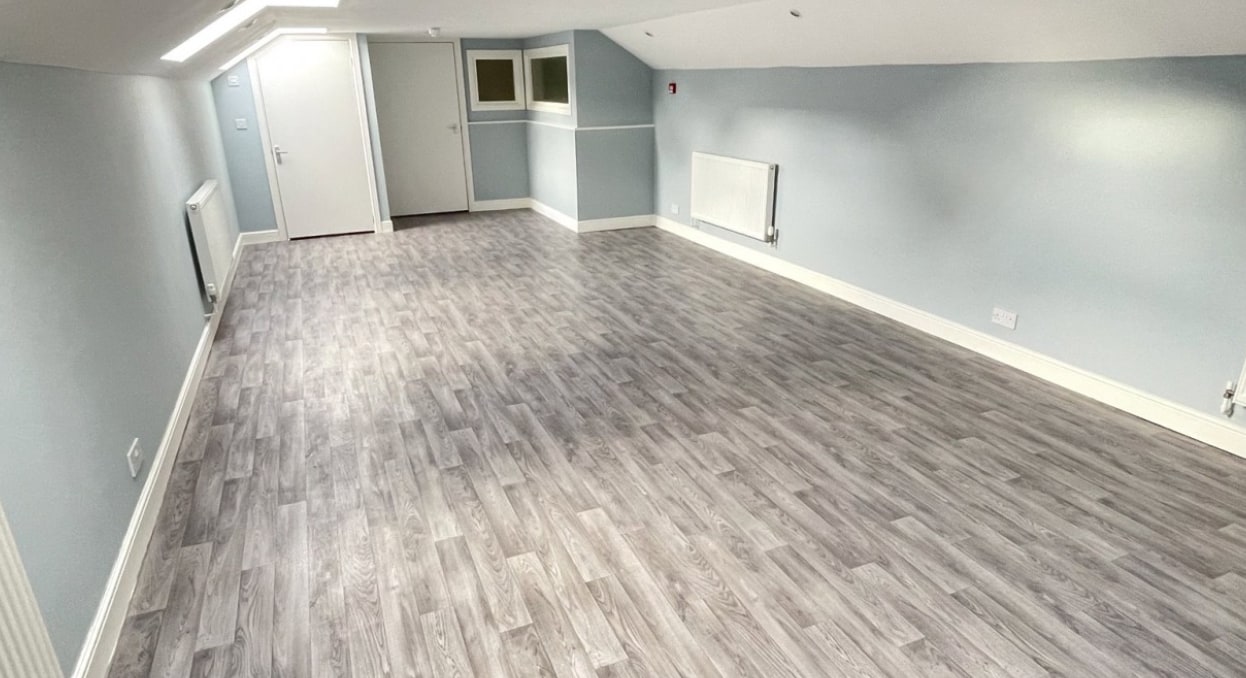 West St, Rhayader for lease Interior Photo- Image 1 of 5