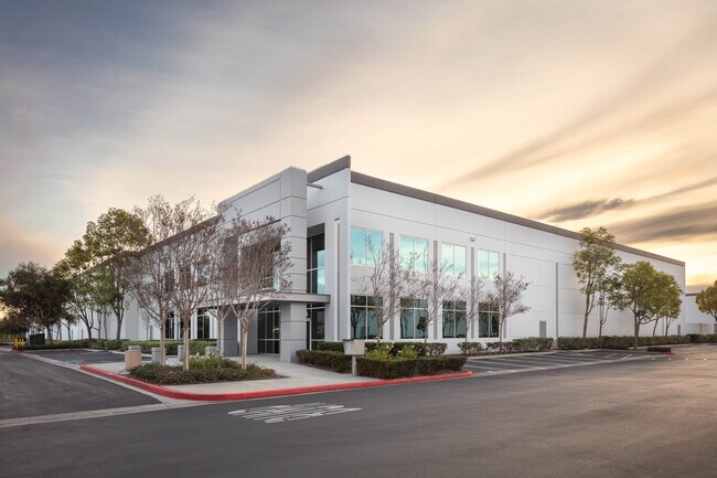 Plus de détails pour 2765 Progress St, Vista, CA - Industriel à louer