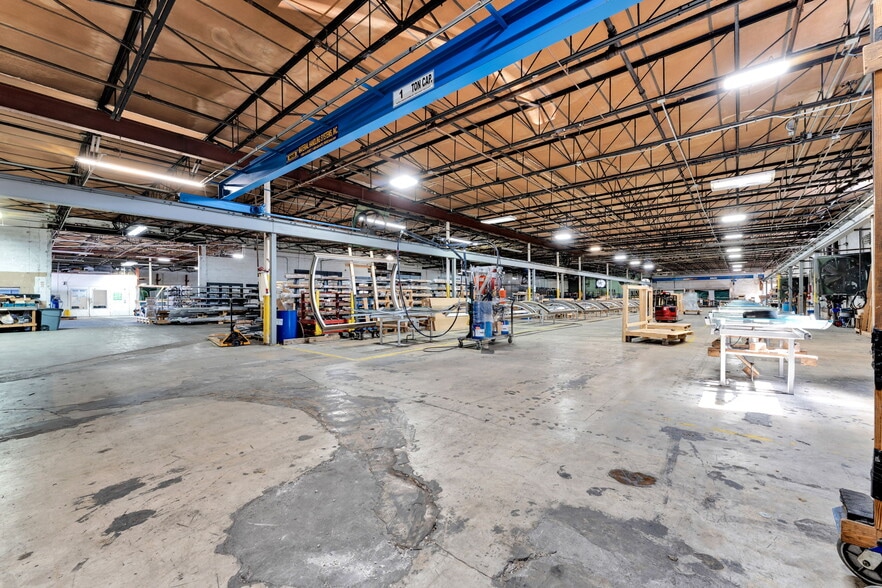 7620 W 2nd Ct, Hialeah, FL for lease - Building Photo - Image 2 of 9