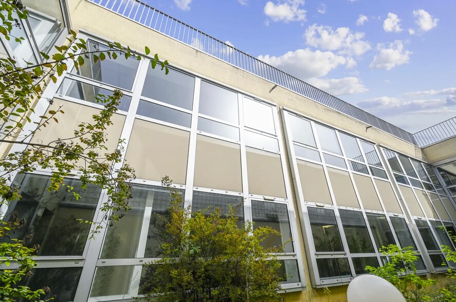 69 Rue D'Aguesseau, Boulogne-Billancourt à louer - Photo du bâtiment - Image 2 de 2