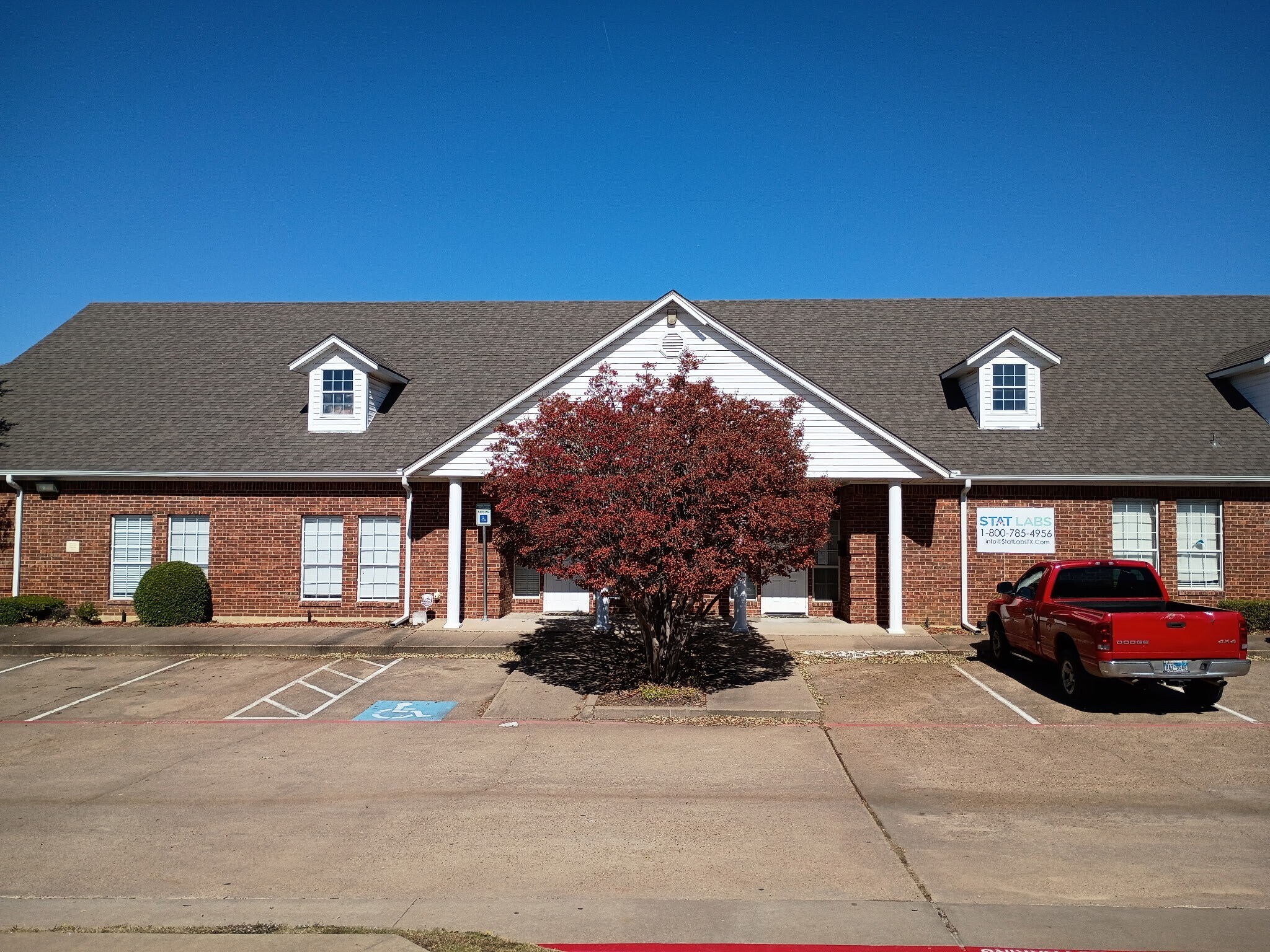 2707 Bolton Boone Dr, DeSoto, TX à vendre Photo principale- Image 1 de 15