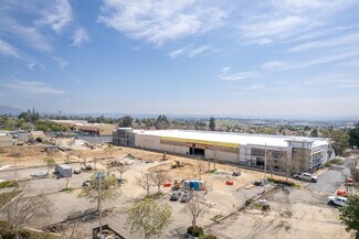 Plus de détails pour 7920-7990 Limonite Ave, Jurupa Valley, CA - Commerce de détail à louer