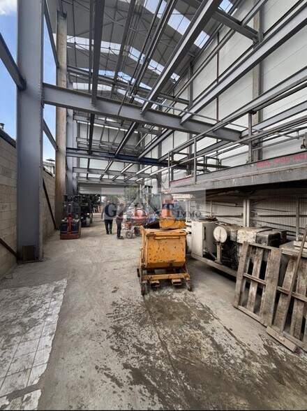 Industrial in Villeneuve-la-Garenne for lease - Construction Photo - Image 3 of 4