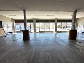 2448-2452 N High St, Columbus, OH à louer Photo intérieure- Image 1 de 6