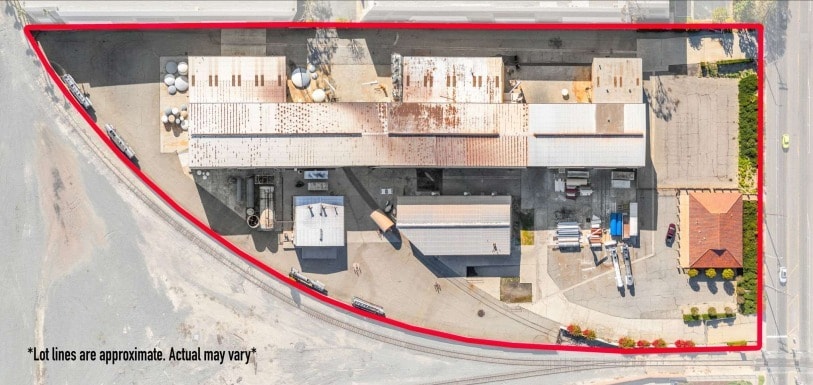 11251 Jersey Blvd, Rancho Cucamonga, CA à louer - Aérien - Image 2 de 9