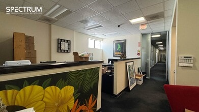 21617-21621 Nordhoff St, Chatsworth, CA for lease Interior Photo- Image 2 of 8