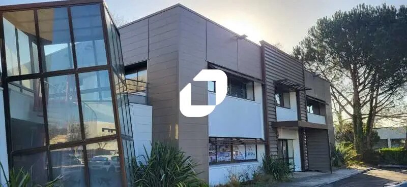 Bureau dans Gradignan à louer Photo du bâtiment- Image 1 de 10