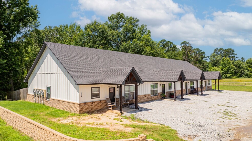 128 Loye Ln, Hawkins, TX for sale - Building Photo - Image 2 of 17