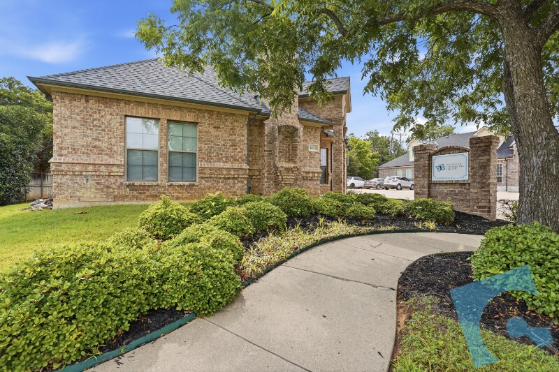 5005 Thompson Ter, Colleyville, TX à louer - Photo du bâtiment - Image 3 de 15