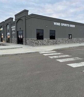 Plus de détails pour 2882 Box Springs Blvd NW, Medicine Hat, AB - Commerce de détail à louer