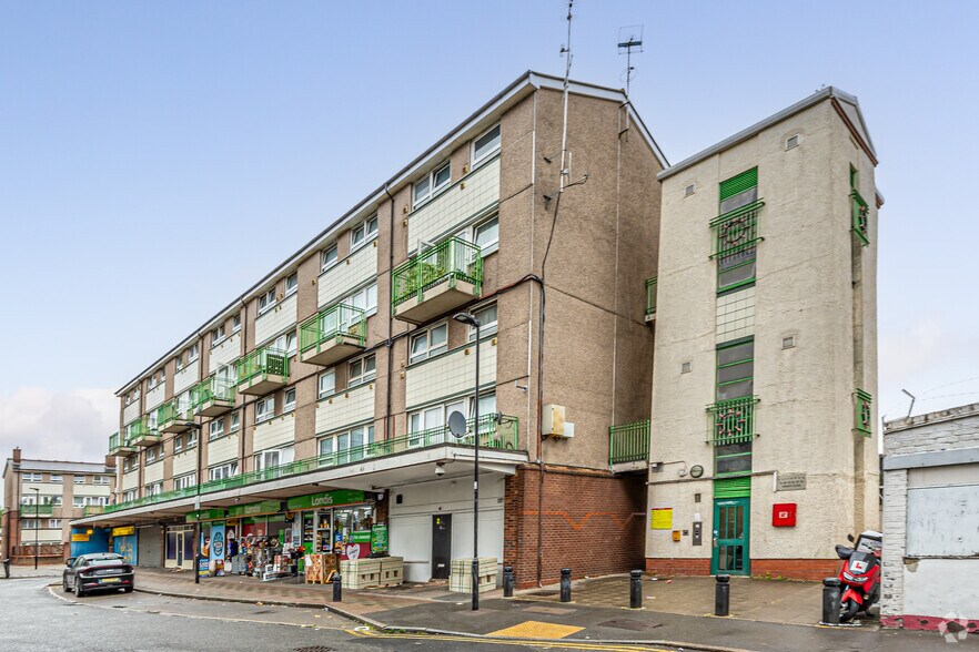 2 Constance St, Londres à louer - Photo du bâtiment - Image 3 de 3