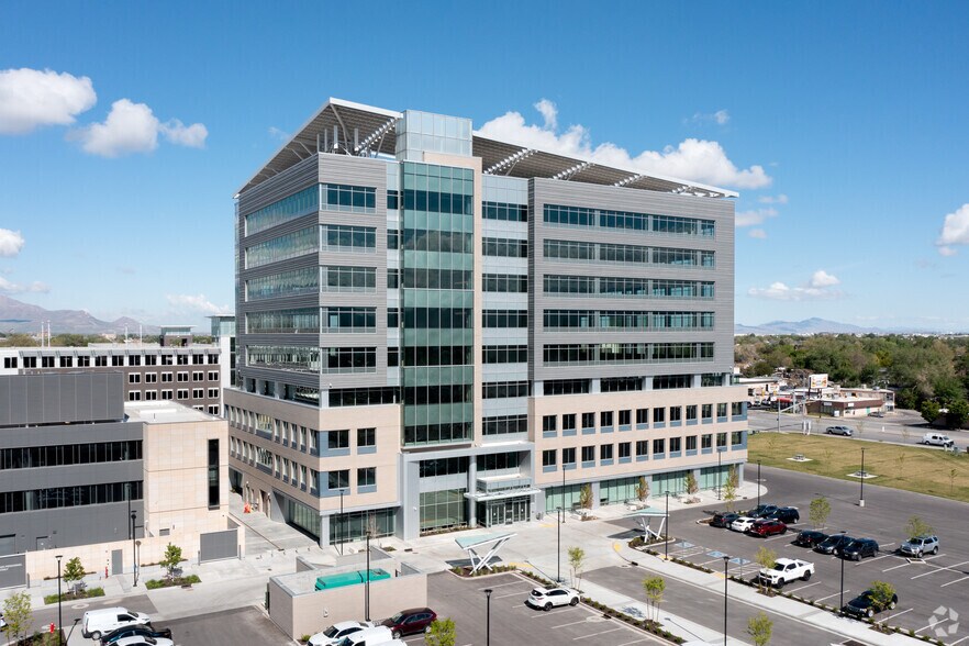 3535 S Market St, West Valley City, UT à louer - Photo du bâtiment - Image 3 de 7