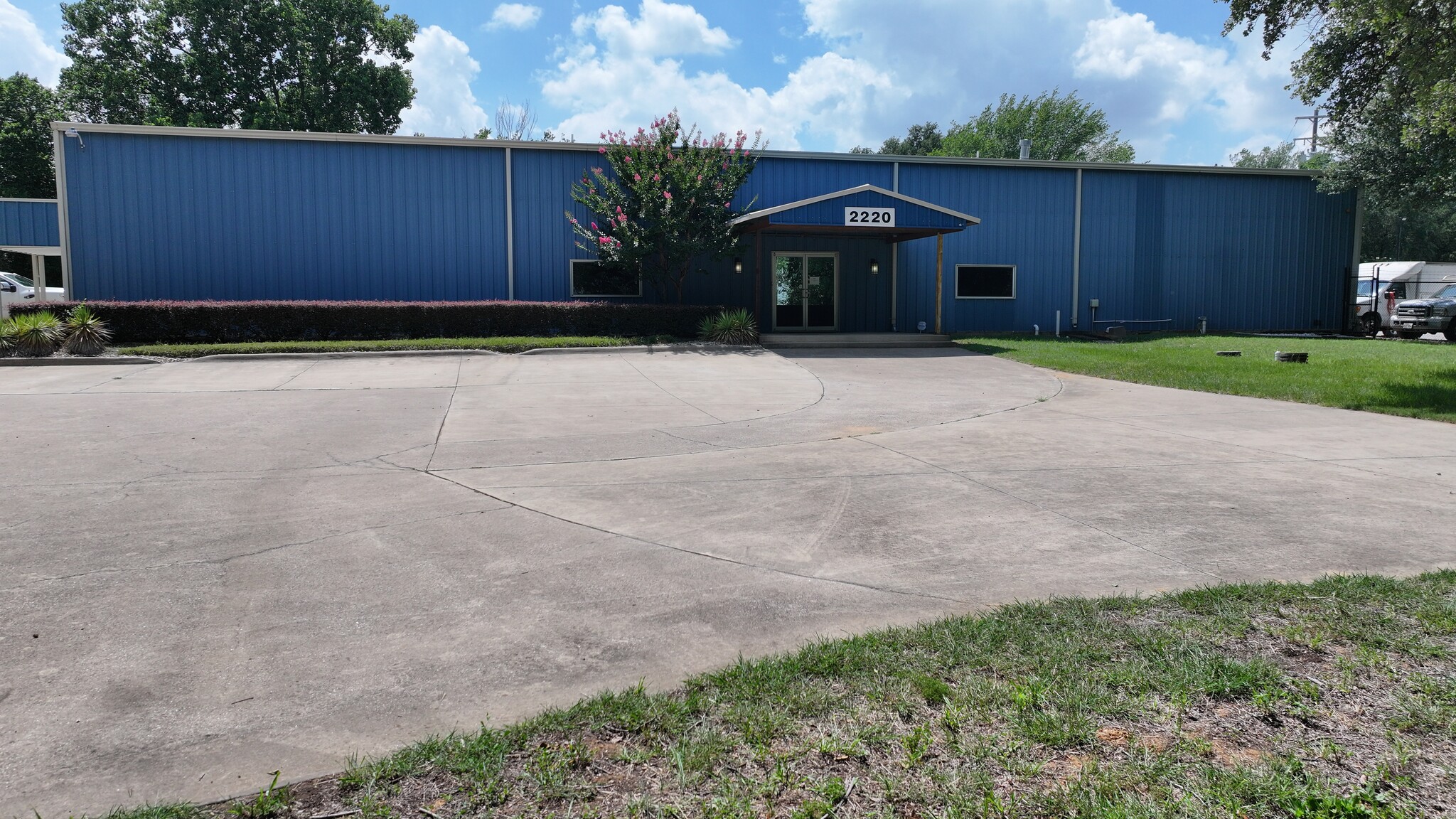 2220 S Burleson Blvd, Burleson, TX for sale Primary Photo- Image 1 of 37