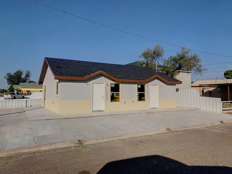 405 W 4th St, Monahans, TX à vendre - Photo du bâtiment - Image 2 de 18