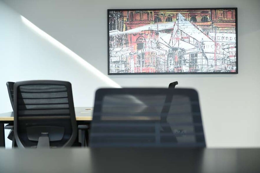 24 E Bridge St, Belfast for lease - Building Photo - Image 2 of 10