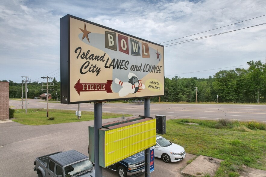 8085 Highway 51, Minocqua, WI à vendre - Photo du bâtiment - Image 3 de 46