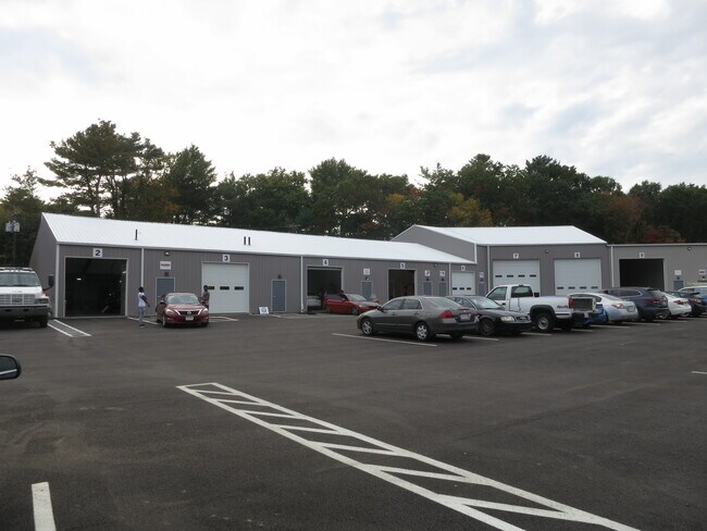 Plus de détails pour 373 Crescent St, West Bridgewater, MA - Industriel à louer