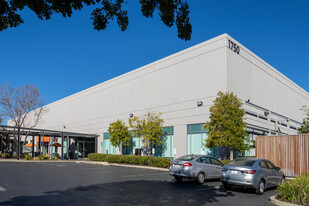 1740-1750 North Loop Rd, Alameda CA - Entrepôt