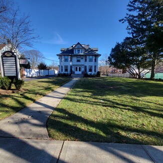 Plus de détails pour 64 Hilton Ave, Hempstead, NY - Bureau à louer