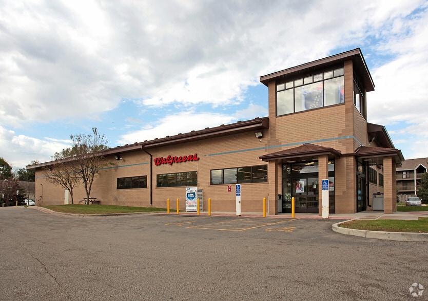 14700 Lac Lavon Dr, Burnsville, MN for sale - Primary Photo - Image 1 of 5