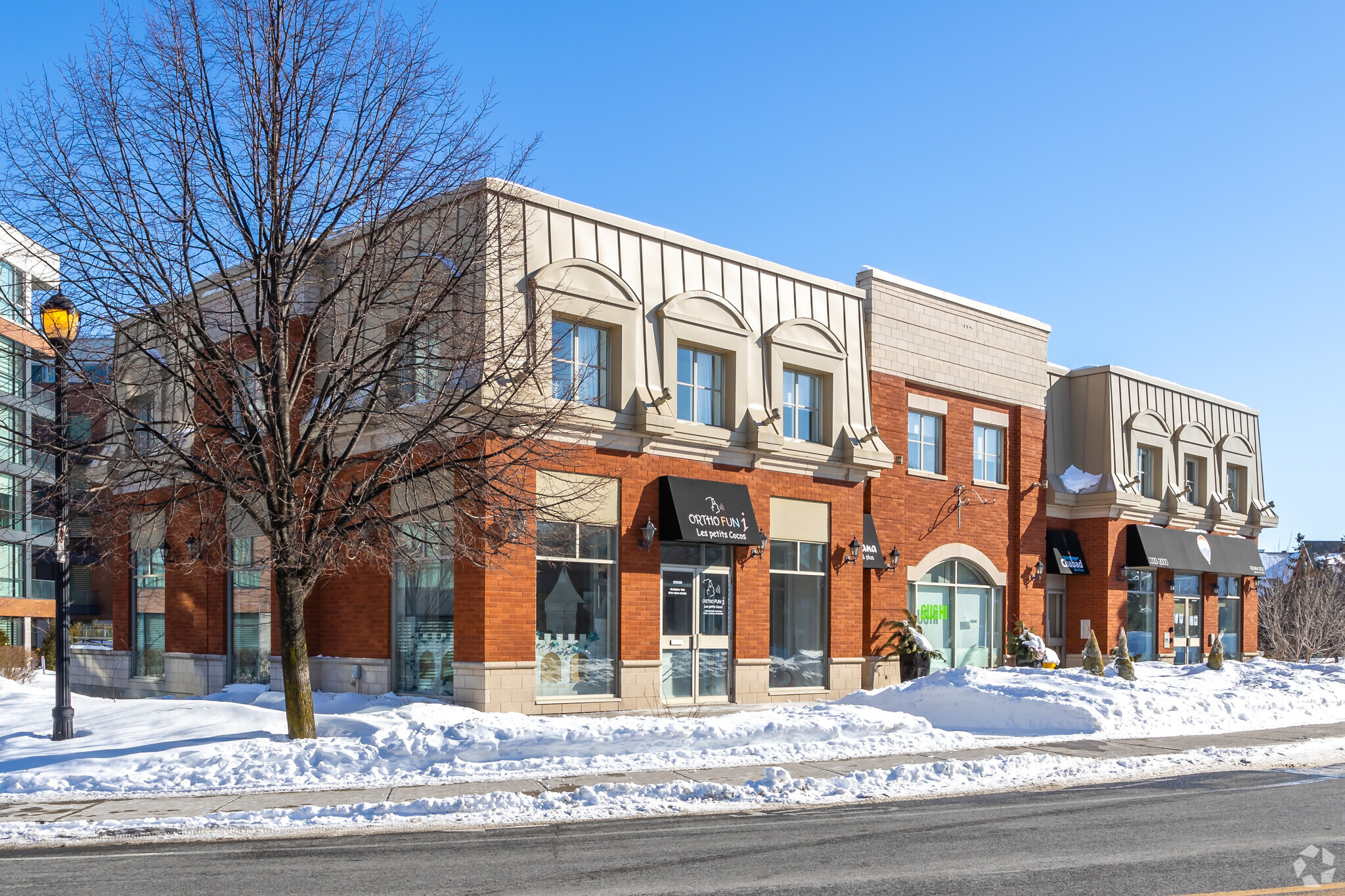 2500 Rue des Nations, Montréal, QC for lease Primary Photo- Image 1 of 2