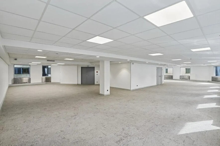 235 Cours Lafayette, Lyon for sale - Building Photo - Image 2 of 10