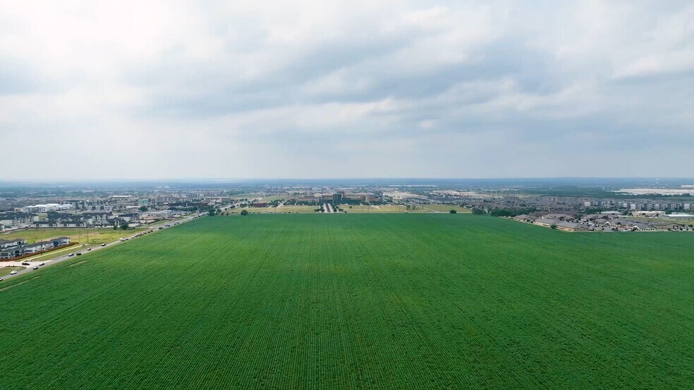 2430 FM 1101, New Braunfels, TX à vendre - Vidéo sur l’inscription commerciale - Image 2 de 22