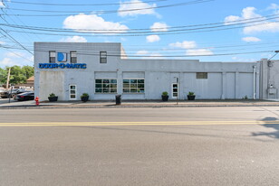 Warehouse w/Showroom & Office - Commercial Real Estate